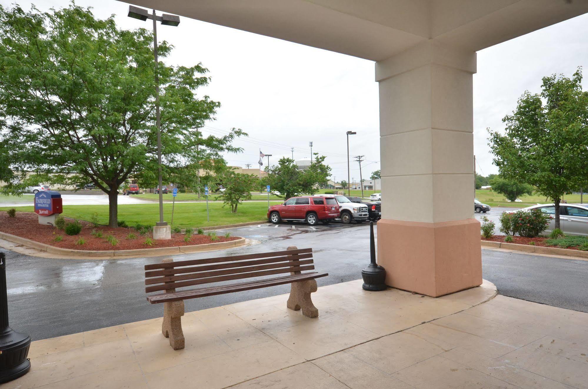 Fairfield Inn & Suites Jefferson Stadt Exterior foto